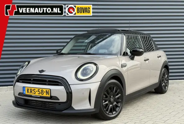 1.5 Cooper Pano/Leder/Apple/Camera