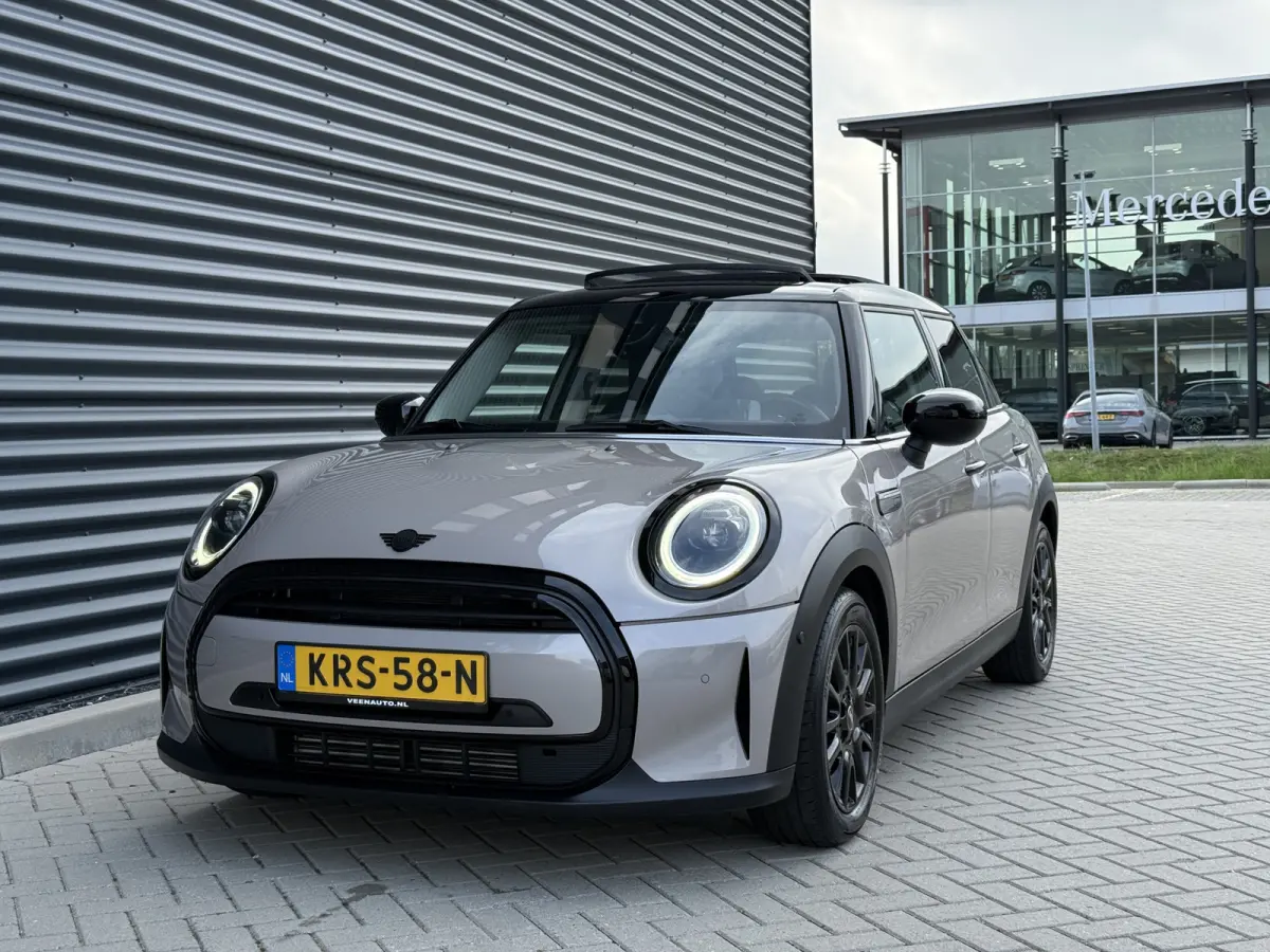 1.5 Cooper Pano/Leder/Apple/Camera