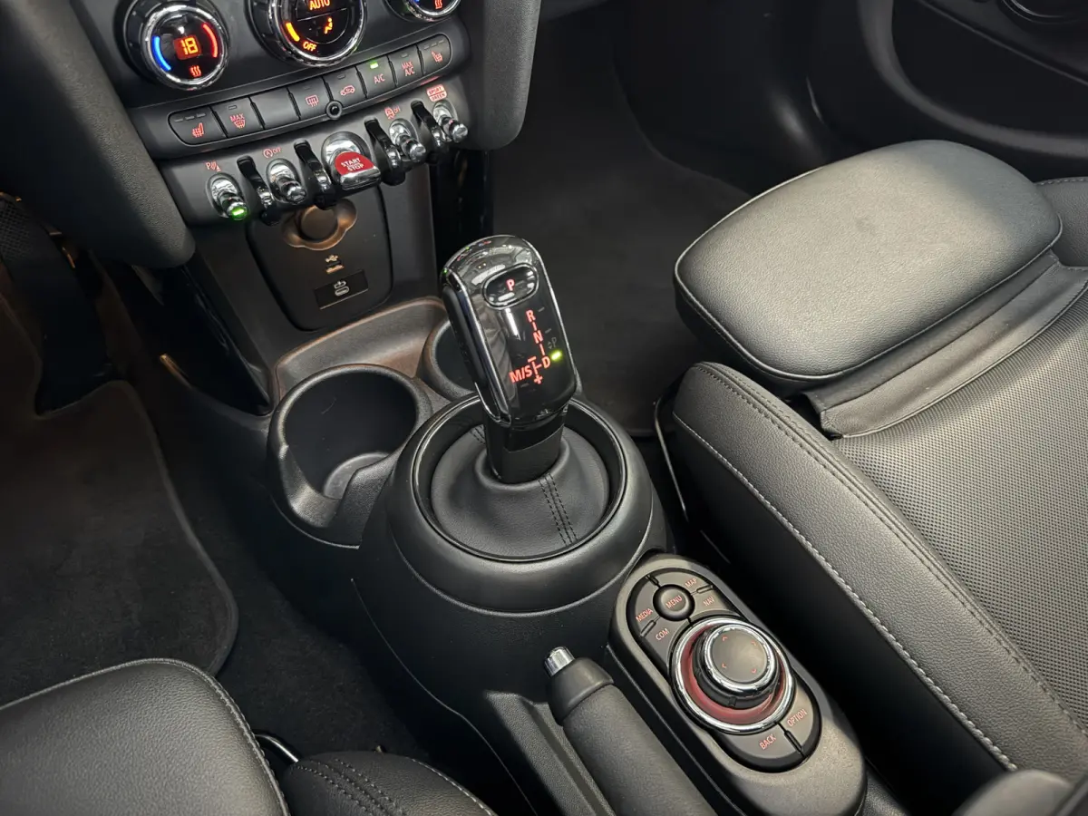1.5 Cooper Pano/Leder/Apple/Camera