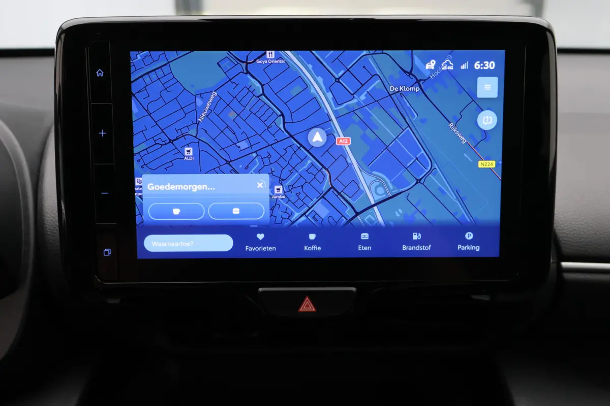 1.5 Hybrid Adventure Winterpakket, Climate, ACC, Camera, Apple Carplay, LED, PDC, 17''