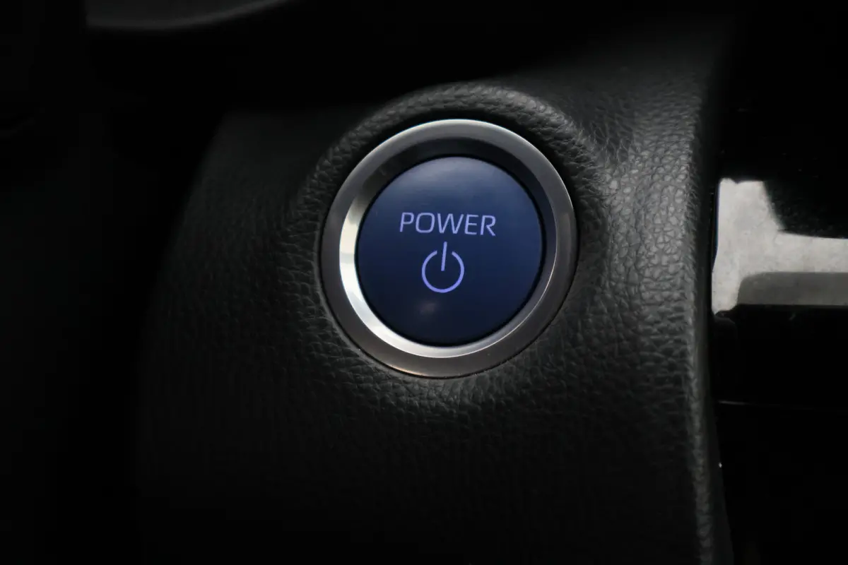 1.5 Hybrid Adventure Winterpakket, Climate, ACC, Camera, Apple Carplay, LED, PDC, 17''