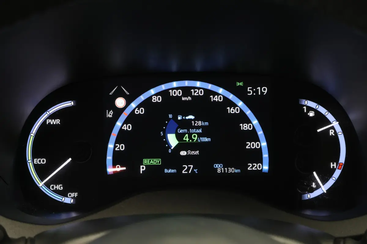1.5 Hybrid Adventure Winterpakket, Climate, ACC, Camera, Apple Carplay, LED, PDC, 17''