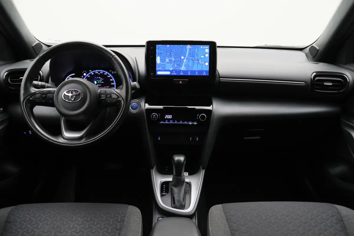 1.5 Hybrid Adventure Winterpakket, Climate, ACC, Camera, Apple Carplay, LED, PDC, 17''