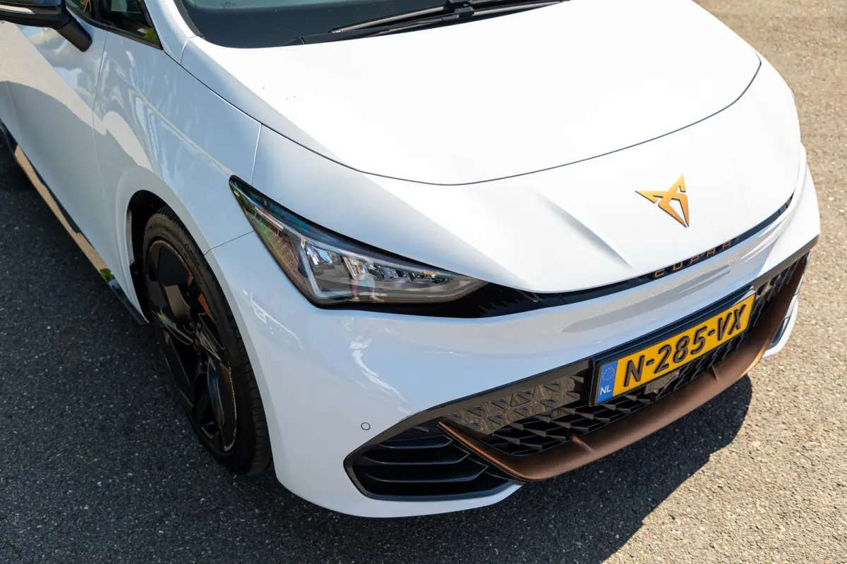 Copper Edition One 62 kWh Soh 89% I Panoramadak I Adaptive Cruise I 360 Camera I CarPlay I Android I NL Auto I NAP