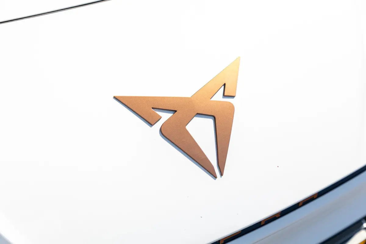 Copper Edition One 62 kWh Soh 89% I Panoramadak I Adaptive Cruise I 360 Camera I CarPlay I Android I NL Auto I NAP