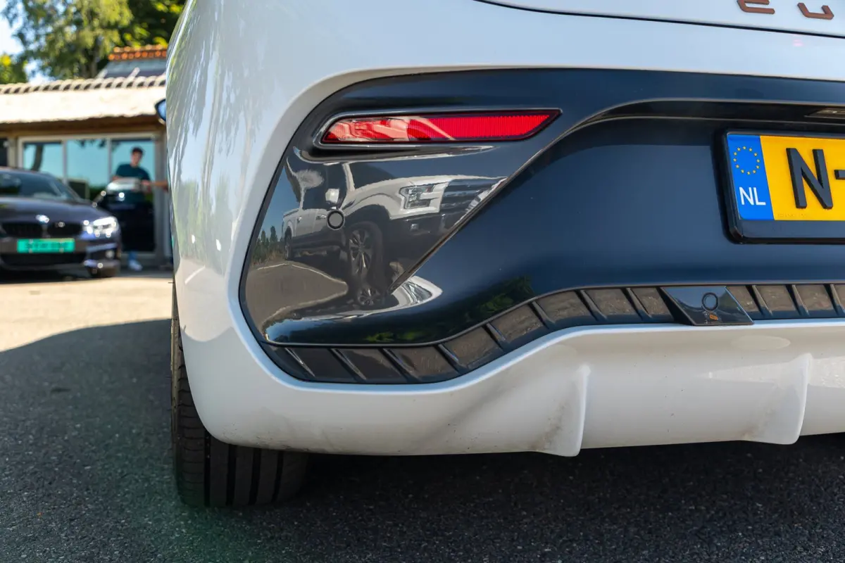Copper Edition One 62 kWh Soh 89% I Panoramadak I Adaptive Cruise I 360 Camera I CarPlay I Android I NL Auto I NAP