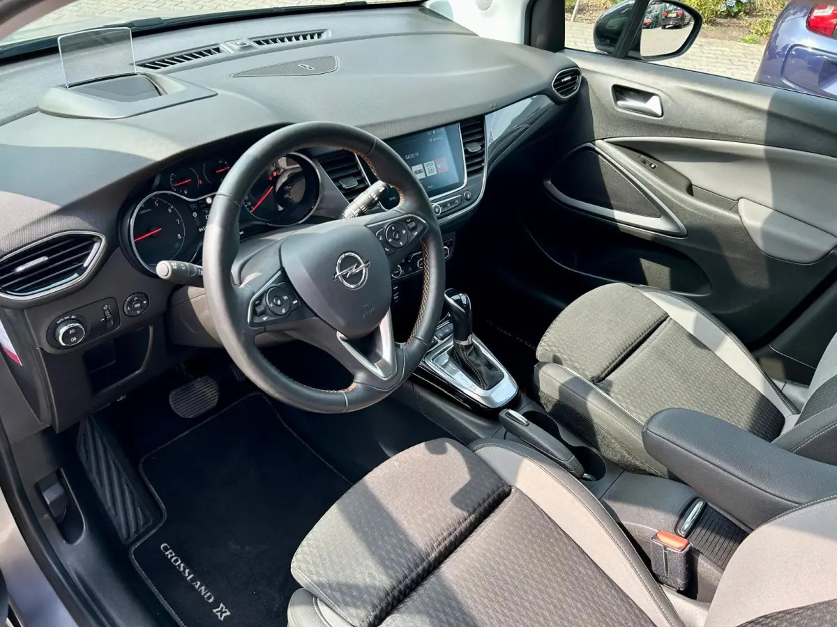 1.2 Turbo Ultimate, camera, trekhaak, carplay, head up display, keyles entry en go