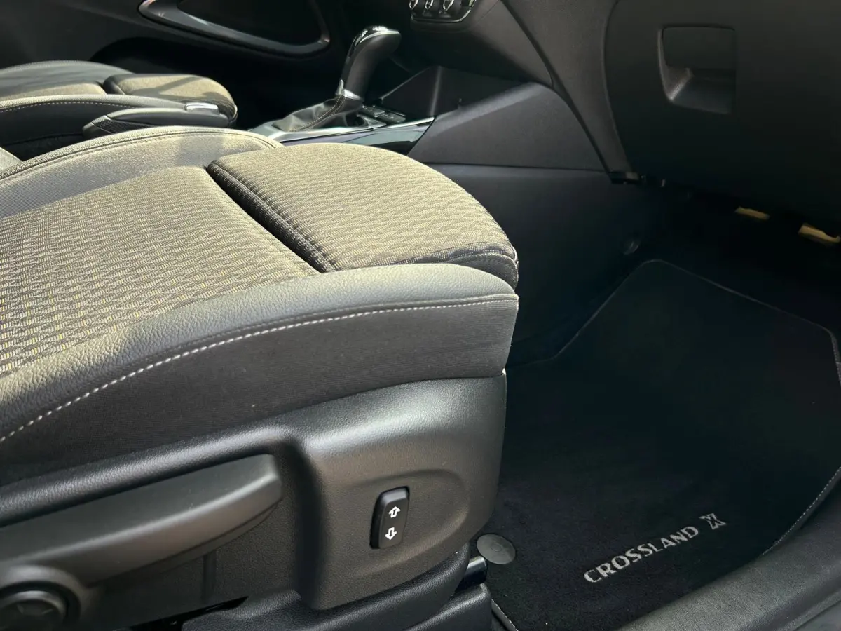 1.2 Turbo Ultimate, camera, trekhaak, carplay, head up display, keyles entry en go