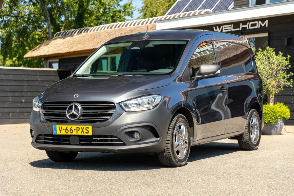 110 CDI L1 Pro Automaat I Trekhaak I Airco I Cruise I CarPlay I Android I Camera I Stoelverwarming I 3 Zits