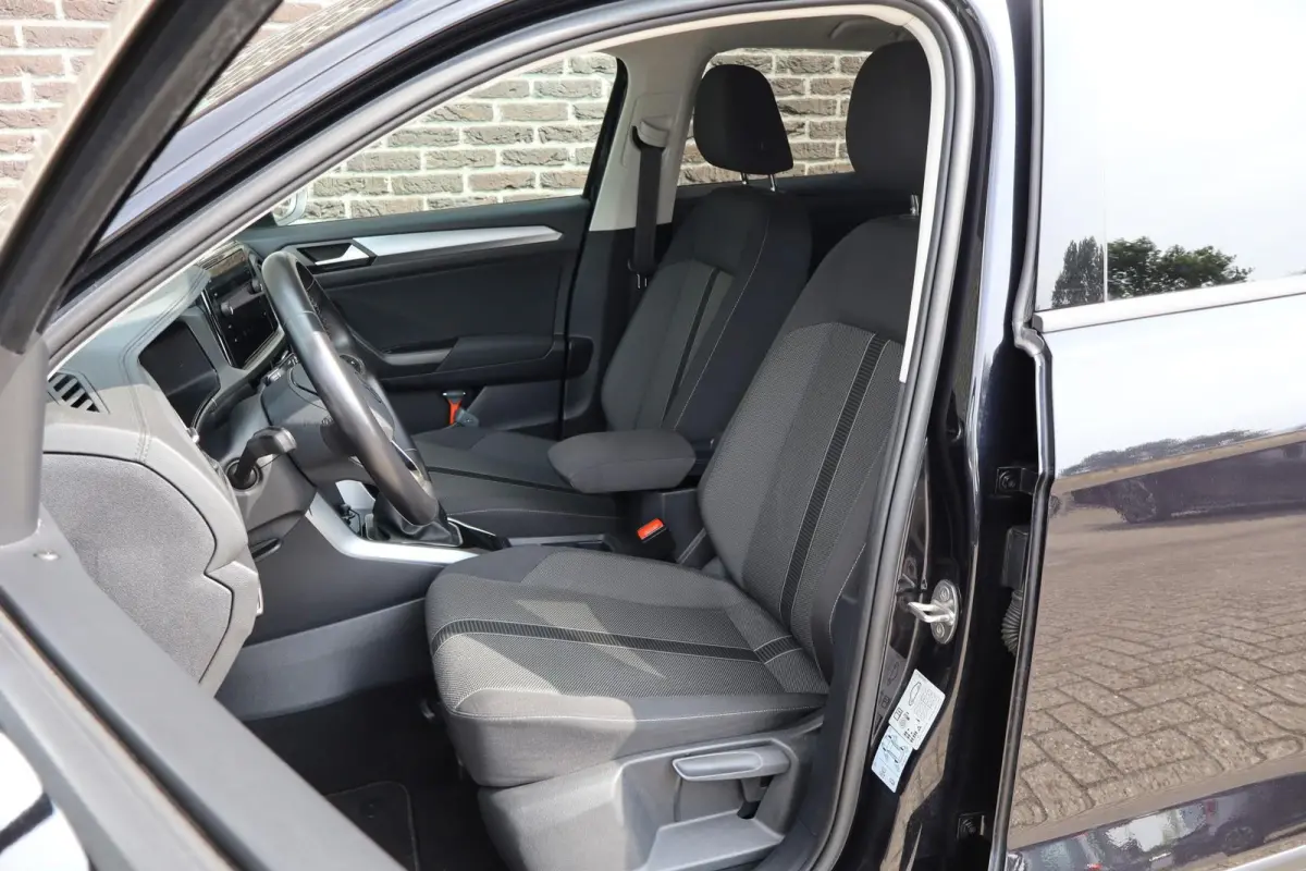 1.0 TSI 110pk Life | Cruise Control Adaptief | LED Koplampen | Achteruitrijcamera
