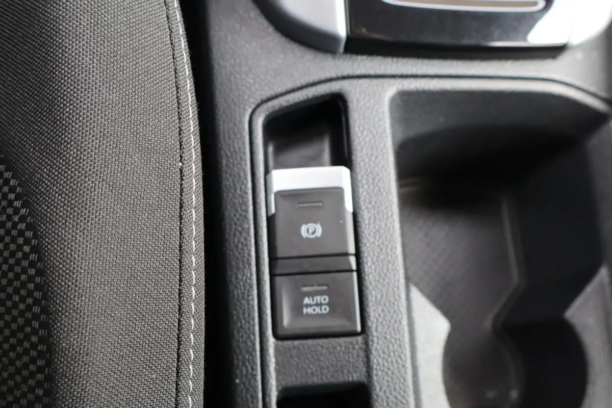 1.0 TSI 110pk Life | Cruise Control Adaptief | LED Koplampen | Achteruitrijcamera