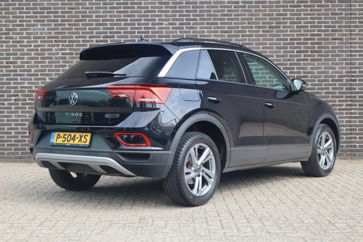 1.0 TSI 110pk Life | Cruise Control Adaptief | LED Koplampen | Achteruitrijcamera