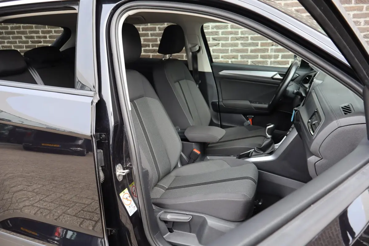 1.0 TSI 110pk Life | Cruise Control Adaptief | LED Koplampen | Achteruitrijcamera