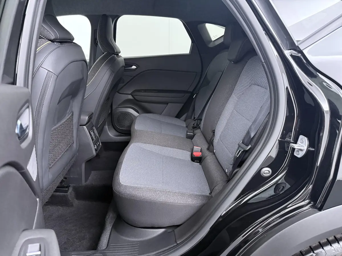 techno full hybrid E-Tech 160 | Google Navigatie | Parkeercamera | Climate Control |
