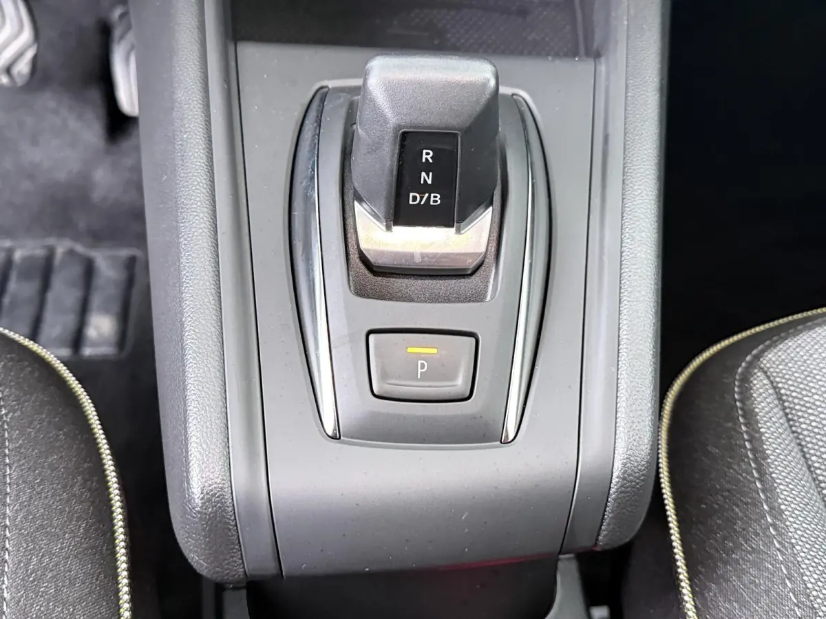 techno full hybrid E-Tech 160 | Google Navigatie | Parkeercamera | Climate Control |