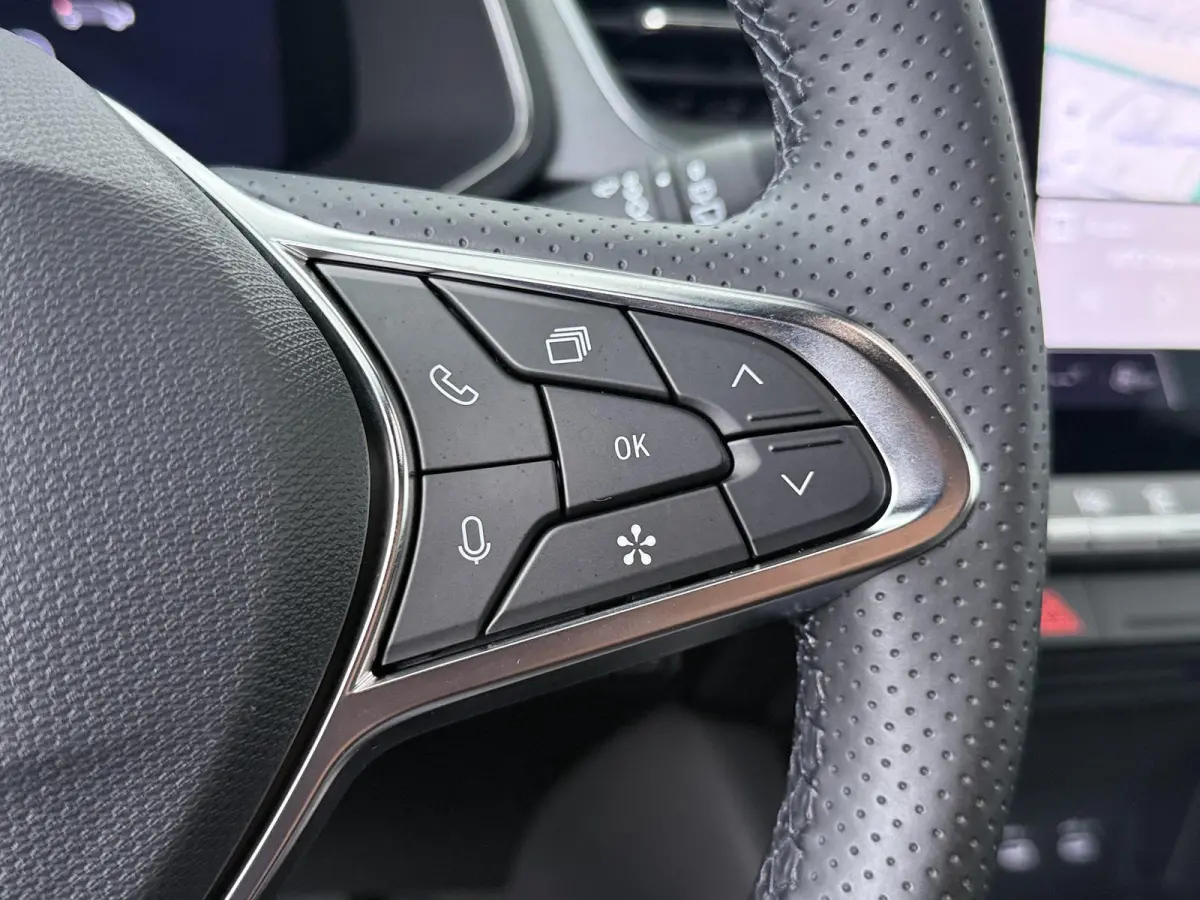 techno full hybrid E-Tech 160 | Google Navigatie | Parkeercamera | Climate Control |