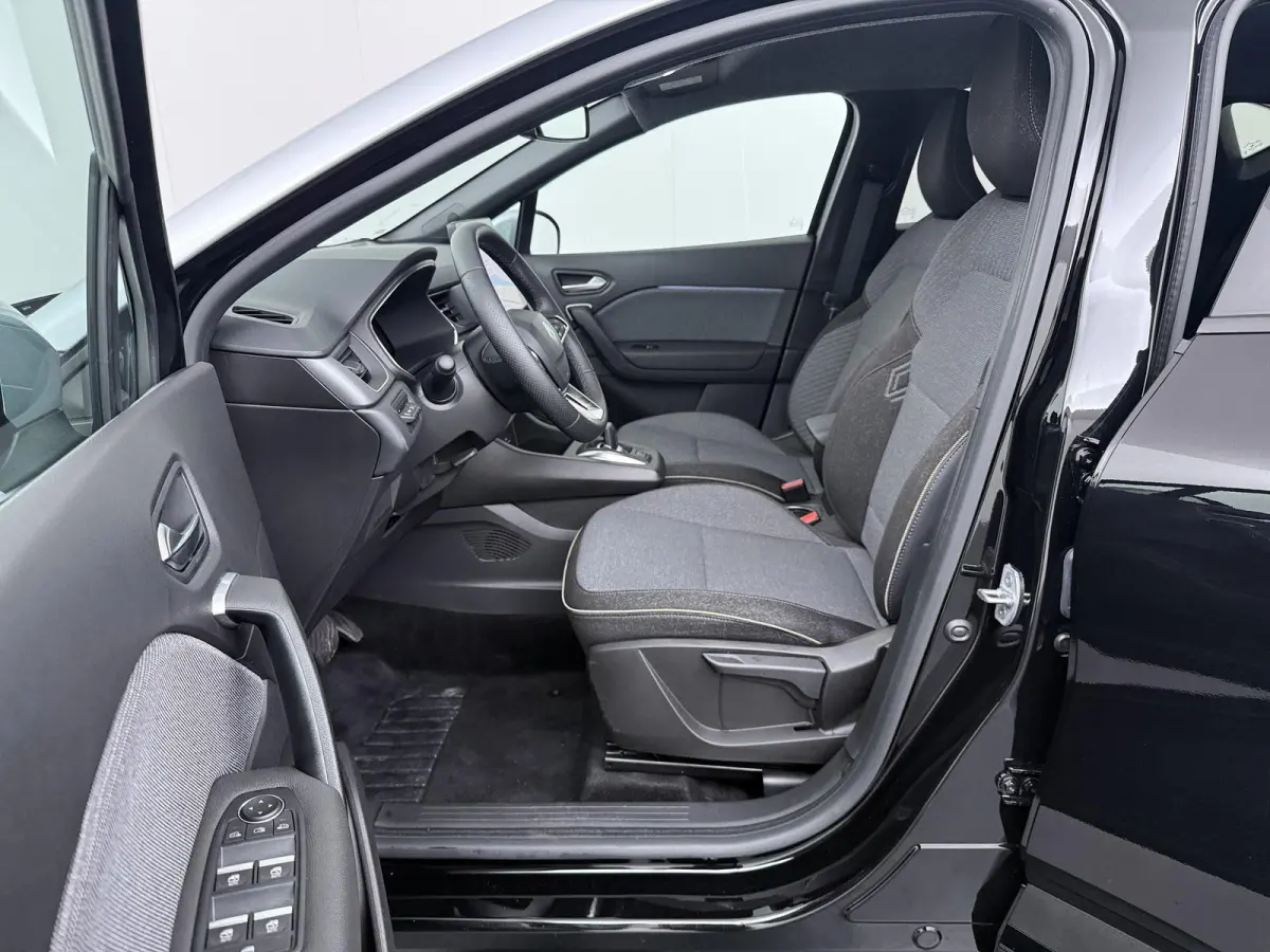 techno full hybrid E-Tech 160 | Google Navigatie | Parkeercamera | Climate Control |