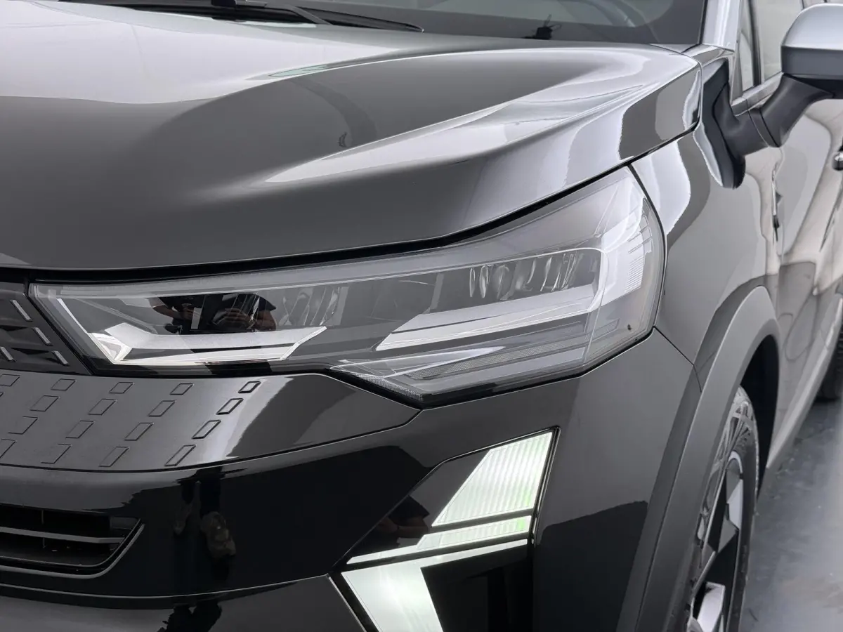 techno full hybrid E-Tech 160 | Google Navigatie | Parkeercamera | Climate Control |