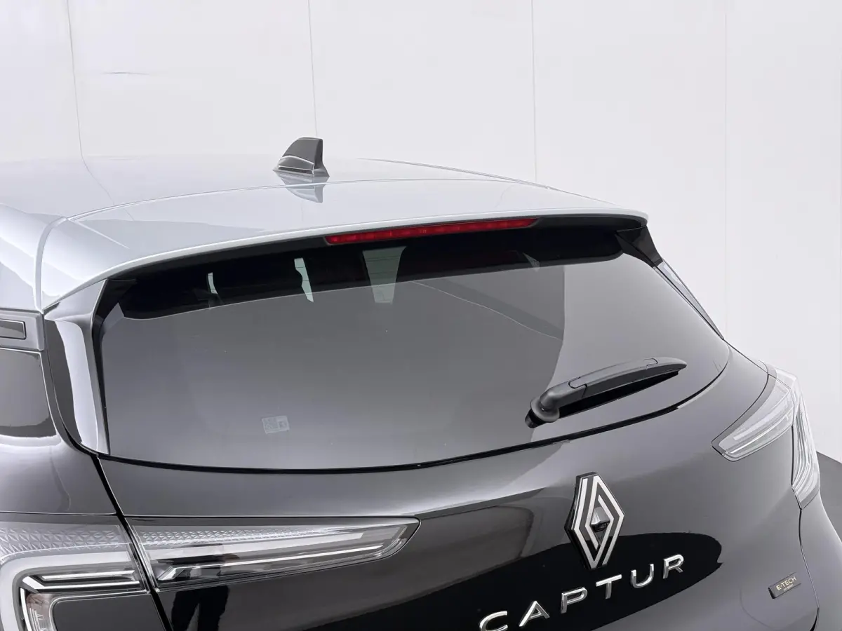 techno full hybrid E-Tech 160 | Google Navigatie | Parkeercamera | Climate Control |