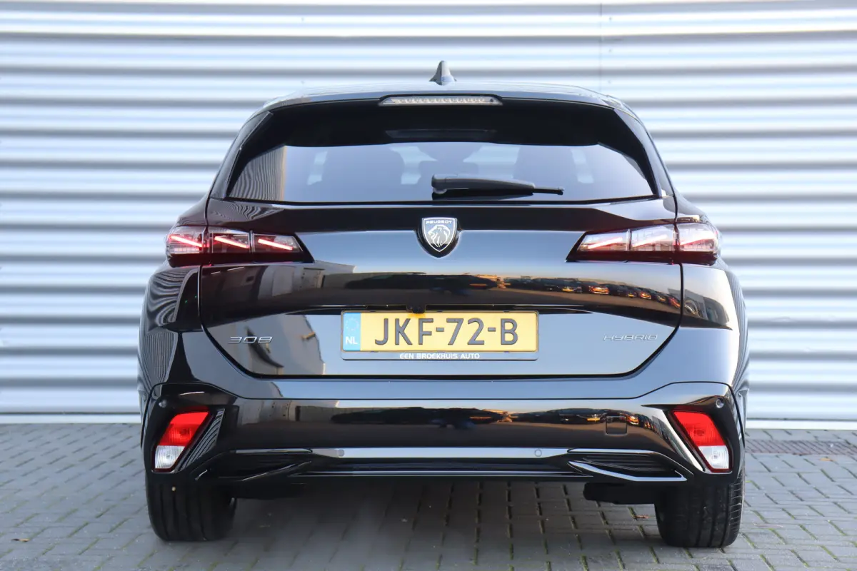 1.2 HYBRID 145PK ALLURE AUTOMAAT / NAVI / LEDER / CLIMA / PDC / 17" LMV / CAMERA / KEYLESS / FULL-LED / 8 JAAR GARANTIE / BLUETOOTH / ADAPT. CRUISECONTROL !!
