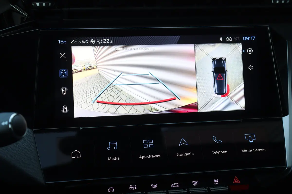1.2 HYBRID 145PK ALLURE AUTOMAAT / NAVI / LEDER / CLIMA / PDC / 17" LMV / CAMERA / KEYLESS / FULL-LED / 8 JAAR GARANTIE / BLUETOOTH / ADAPT. CRUISECONTROL !!
