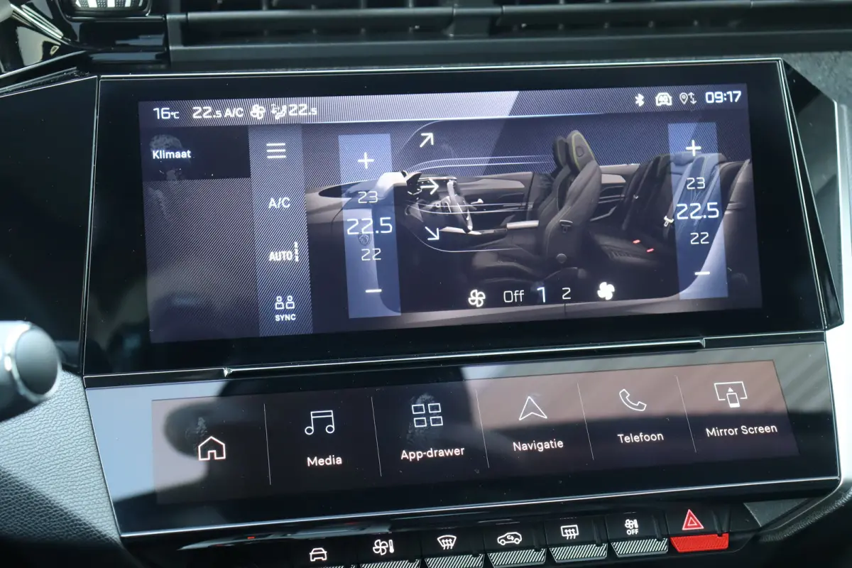 1.2 HYBRID 145PK ALLURE AUTOMAAT / NAVI / LEDER / CLIMA / PDC / 17" LMV / CAMERA / KEYLESS / FULL-LED / 8 JAAR GARANTIE / BLUETOOTH / ADAPT. CRUISECONTROL !!