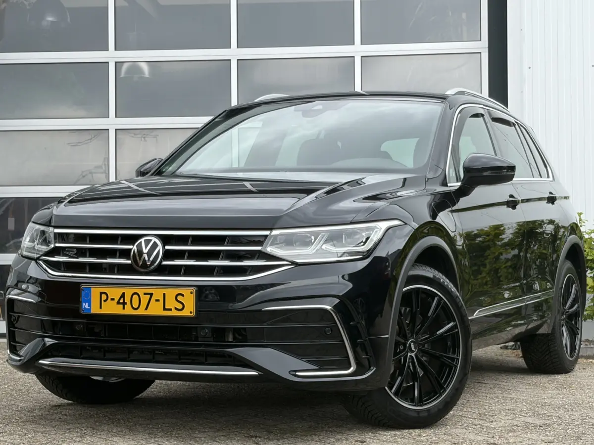 1.4 TSI eHybrid R-Line Business+ 266pk | Virtual Cockpit | Achteruitrijcamera | Cruise control adaptief met stop&go | DAB | Matrix led koplampen | Navigatiesysteem full map | Dealer onderhou