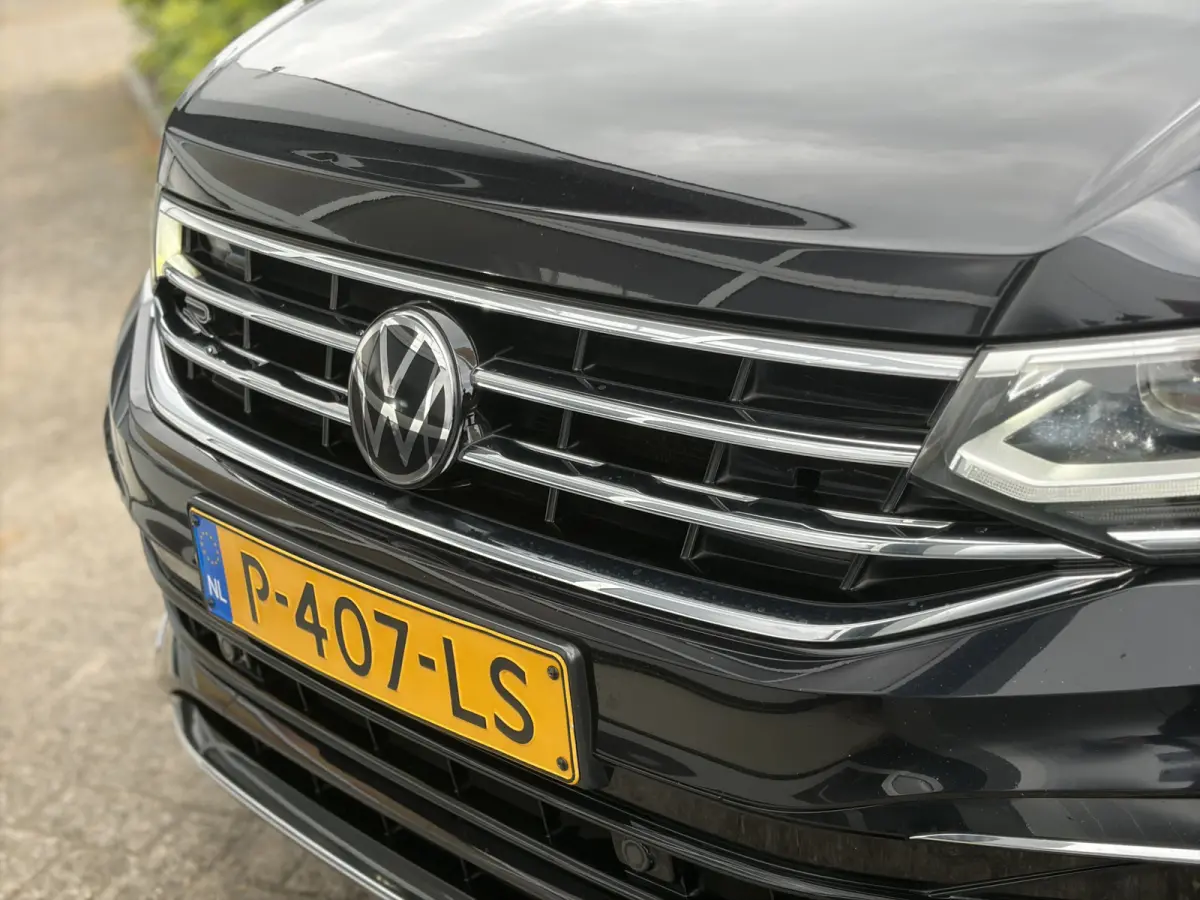 1.4 TSI eHybrid R-Line Business+ 266pk | Virtual Cockpit | Achteruitrijcamera | Cruise control adaptief met stop&go | DAB | Matrix led koplampen | Navigatiesysteem full map | Dealer onderhou