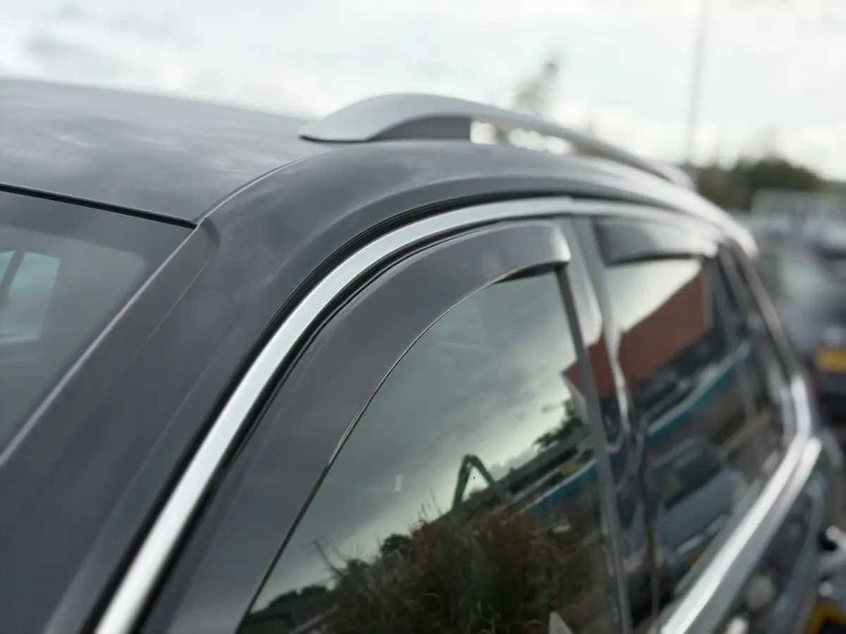 1.4 TSI eHybrid R-Line Business+ 266pk | Virtual Cockpit | Achteruitrijcamera | Cruise control adaptief met stop&go | DAB | Matrix led koplampen | Navigatiesysteem full map | Dealer onderhou