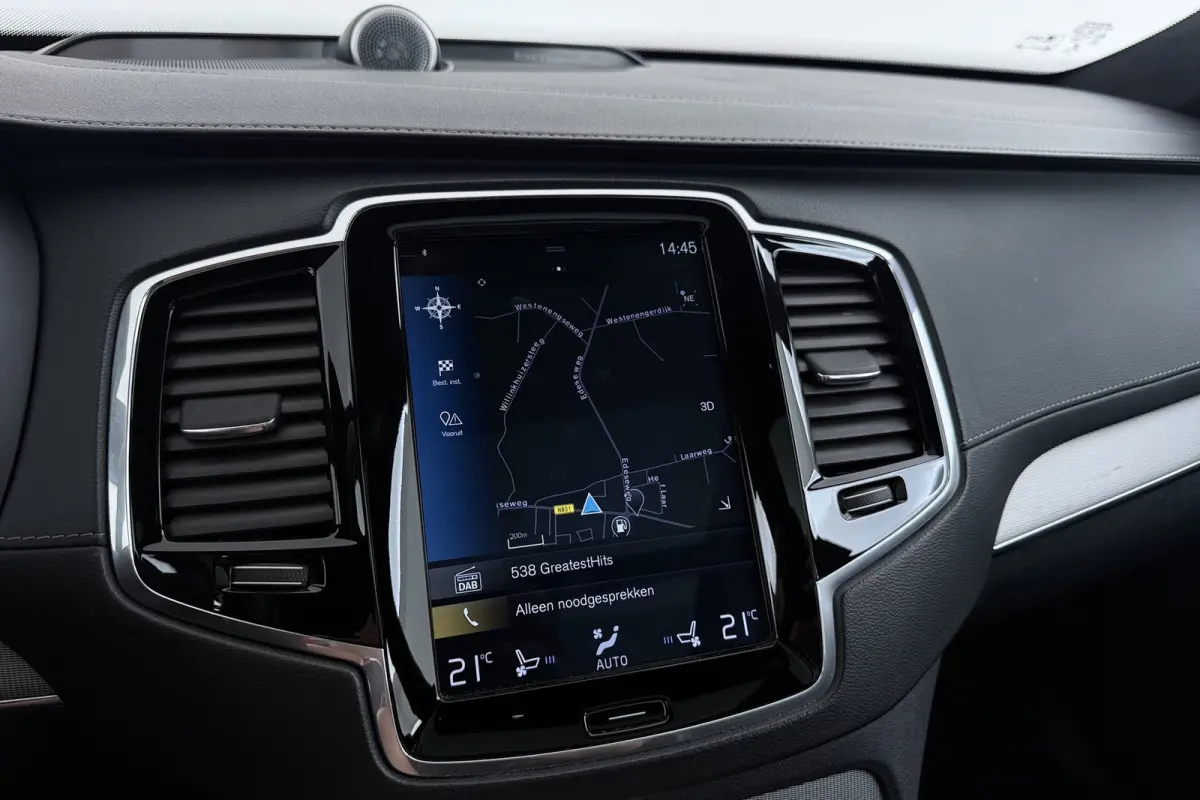 2.0 T8 Twin Engine AWD R-Design 7p | Trekhaak | Panoramadak | Bowers & Wilkins | Stoelventilatie | Head-Up | Polestar |