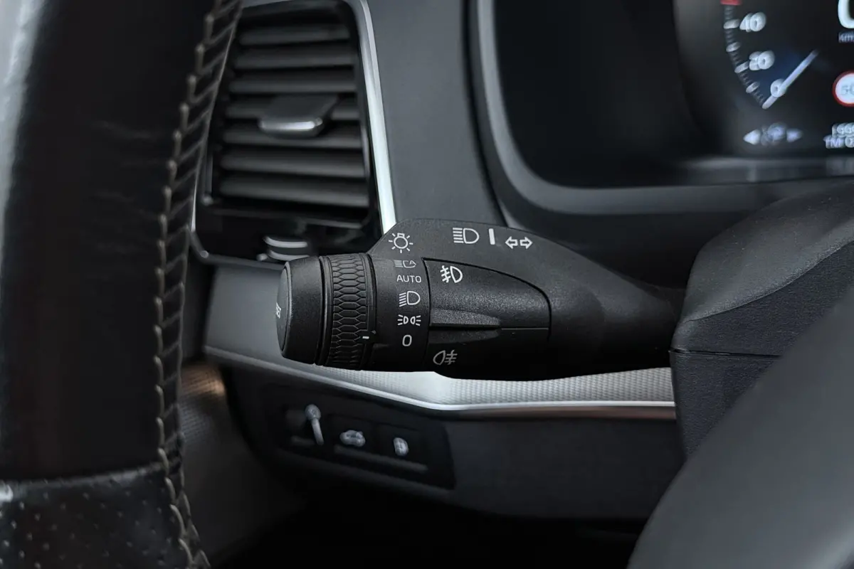 2.0 T8 Twin Engine AWD R-Design 7p | Trekhaak | Panoramadak | Bowers & Wilkins | Stoelventilatie | Head-Up | Polestar |