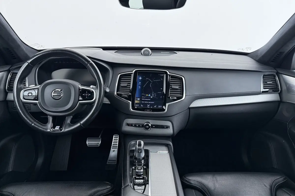 2.0 T8 Twin Engine AWD R-Design 7p | Trekhaak | Panoramadak | Bowers & Wilkins | Stoelventilatie | Head-Up | Polestar |