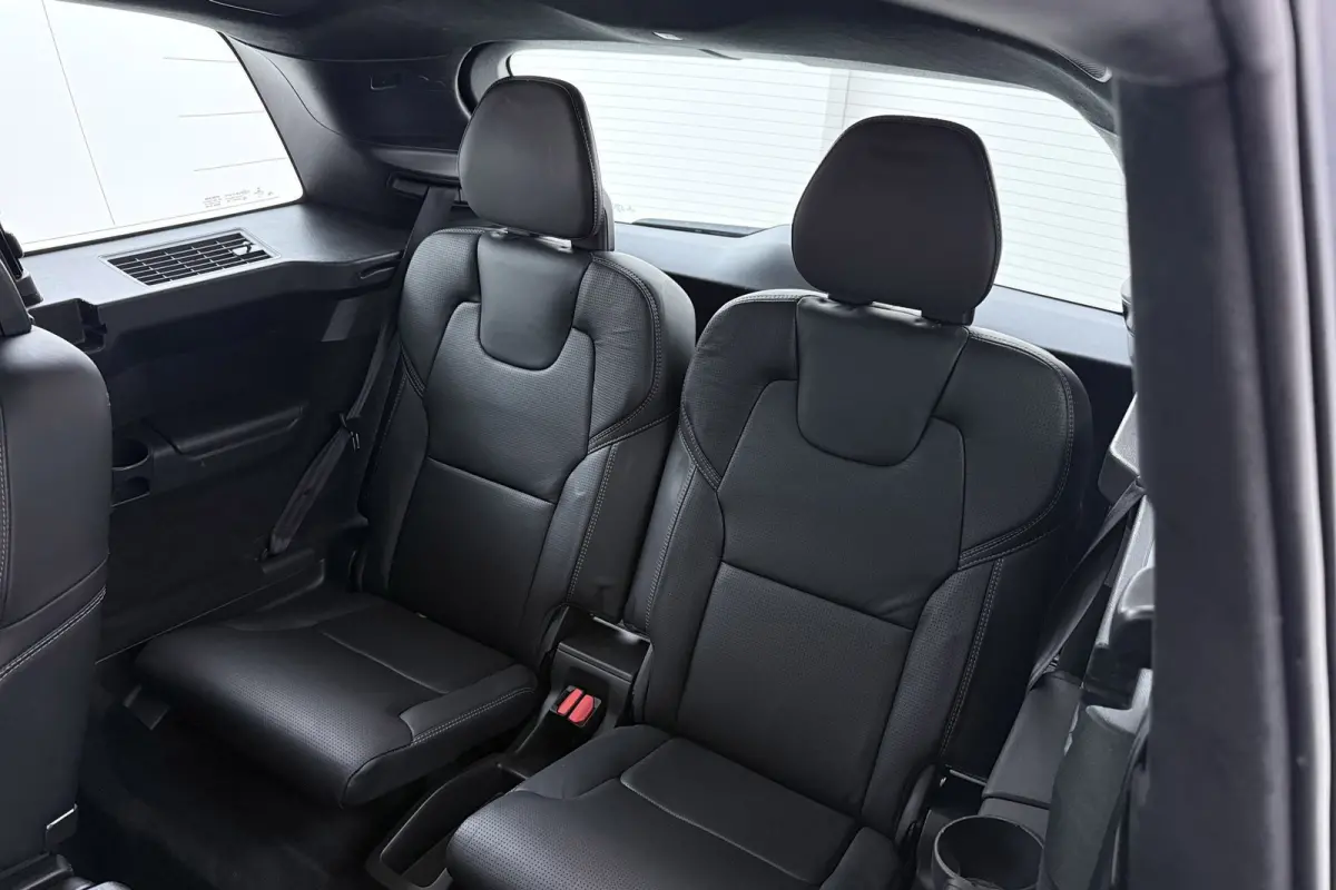 2.0 T8 Twin Engine AWD R-Design 7p | Trekhaak | Panoramadak | Bowers & Wilkins | Stoelventilatie | Head-Up | Polestar |