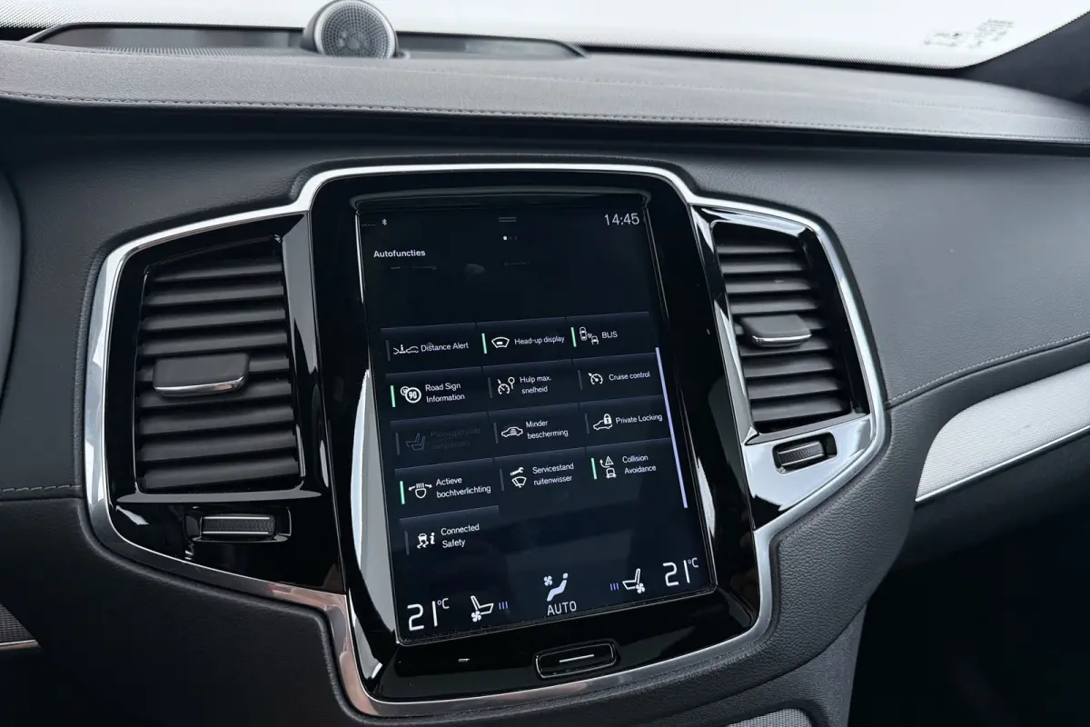 2.0 T8 Twin Engine AWD R-Design 7p | Trekhaak | Panoramadak | Bowers & Wilkins | Stoelventilatie | Head-Up | Polestar |