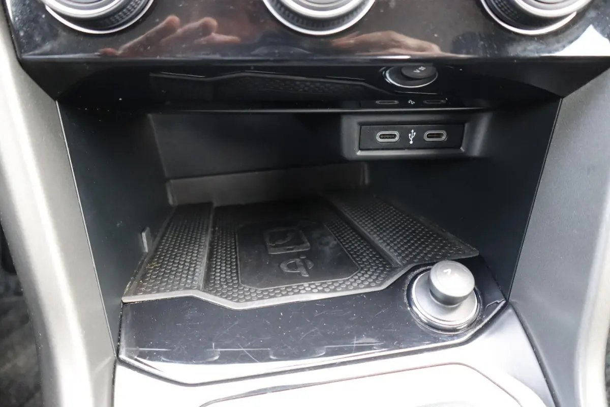 1.0 TSI 110pk Style | Navigatie | Adaptieve Cruise Control | Volautomatische Airconditioning