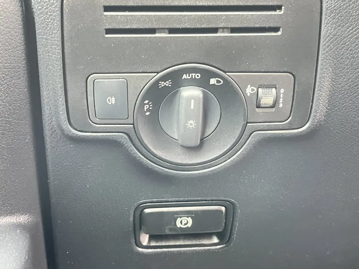 119 1.9 CDI 190pk Automaat L2H1 9G-Tronic Climate Control Adaptieve Cruise Control Trekhaak Navigatie Camera Stoelverwarming