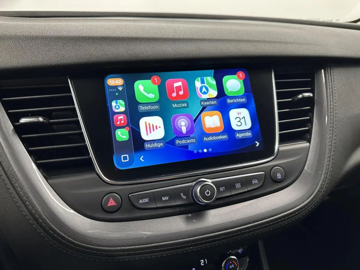 1.2 Turbo Innovation CAMERA NAVI LM CARPLAY ECC CRUISE.