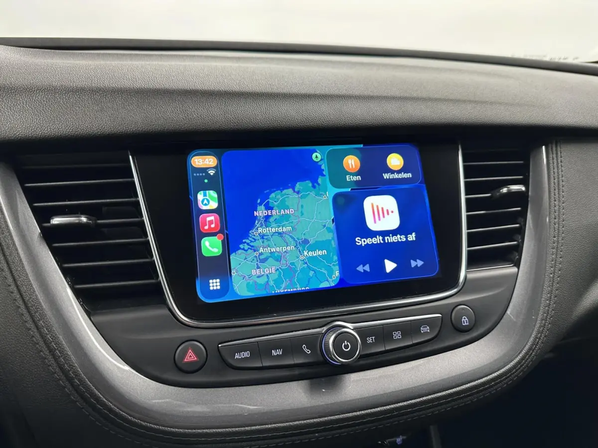1.2 Turbo Innovation CAMERA NAVI LM CARPLAY ECC CRUISE.