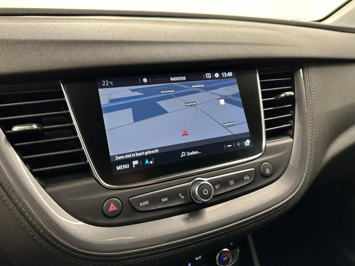 1.2 Turbo Innovation CAMERA NAVI LM CARPLAY ECC CRUISE.