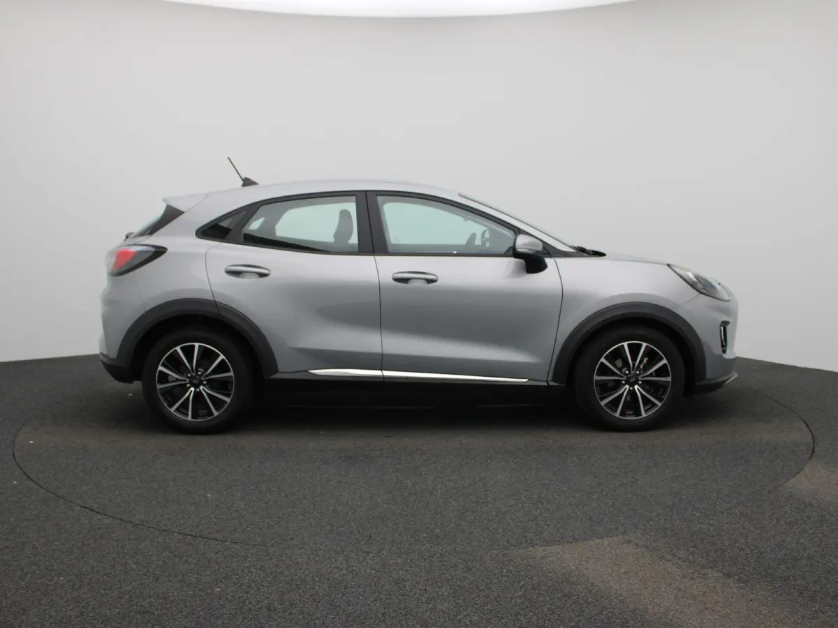 1.0 EcoBoost Titanium | Navigatie | Stoel/Stuur verwarming | Climate control | Bluetooth | DAB | Cruise Control | Airco | Parkeersensoren | Lichtmetalen Velgen |