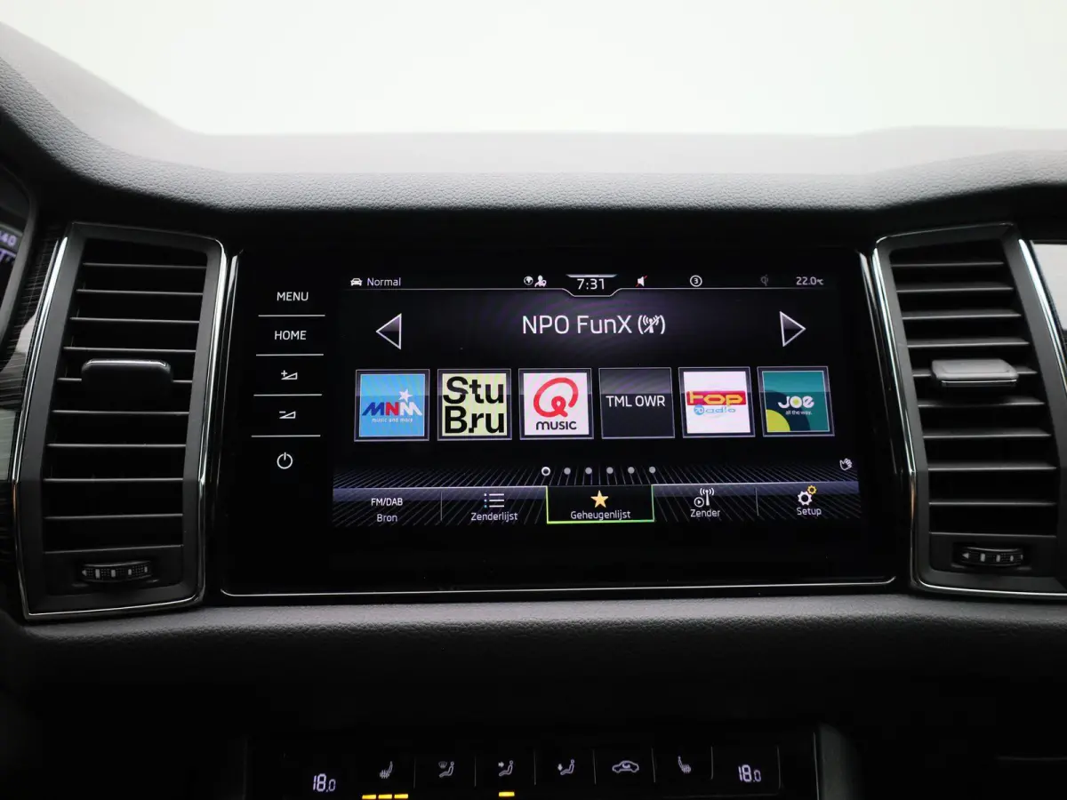 1.5 TSI Style | Automaat | Trekhaak | Navigatie | Apple Carplay / Android Auto | Stoel Verwarming | Memory Seats | Stuur verwarming | DAB | Camera | Cruise Control | Lichtmetalen Velgen |