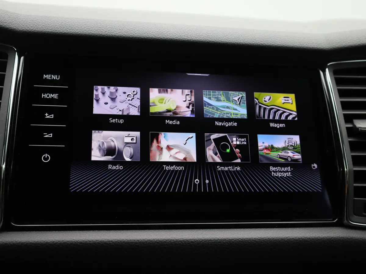 1.5 TSI Style | Automaat | Trekhaak | Navigatie | Apple Carplay / Android Auto | Stoel Verwarming | Memory Seats | Stuur verwarming | DAB | Camera | Cruise Control | Lichtmetalen Velgen |