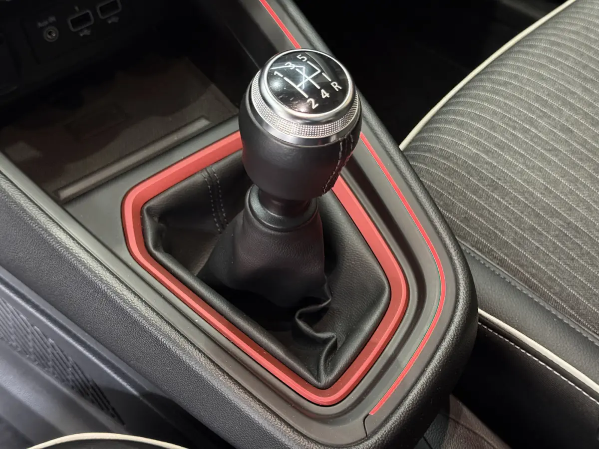 1.0 TCe 100 pk Intens | Groot Navi | 360 | Stoel & Stuur verwarming | Carplay | 100% Dealer onderhouden!