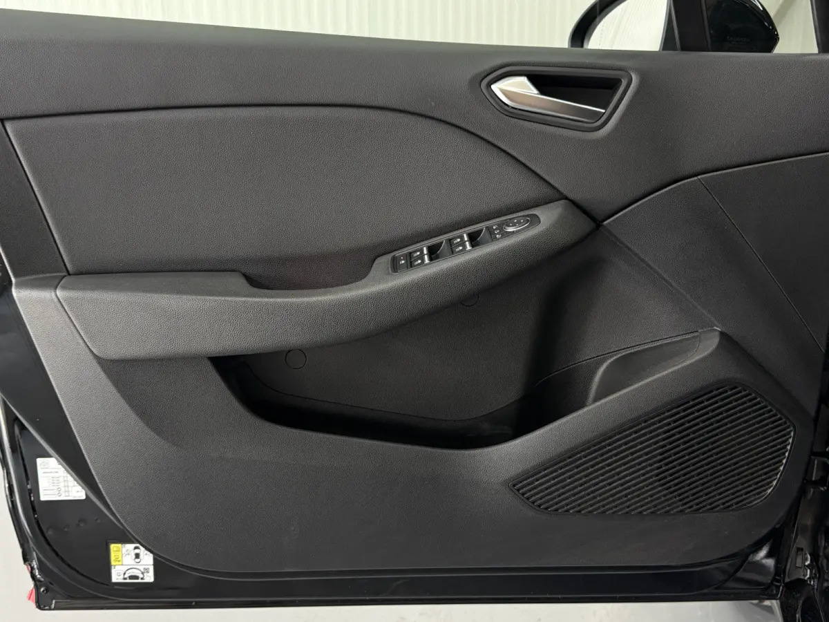 1.0 TCe 100 pk Intens | Groot Navi | 360 | Stoel & Stuur verwarming | Carplay | 100% Dealer onderhouden!