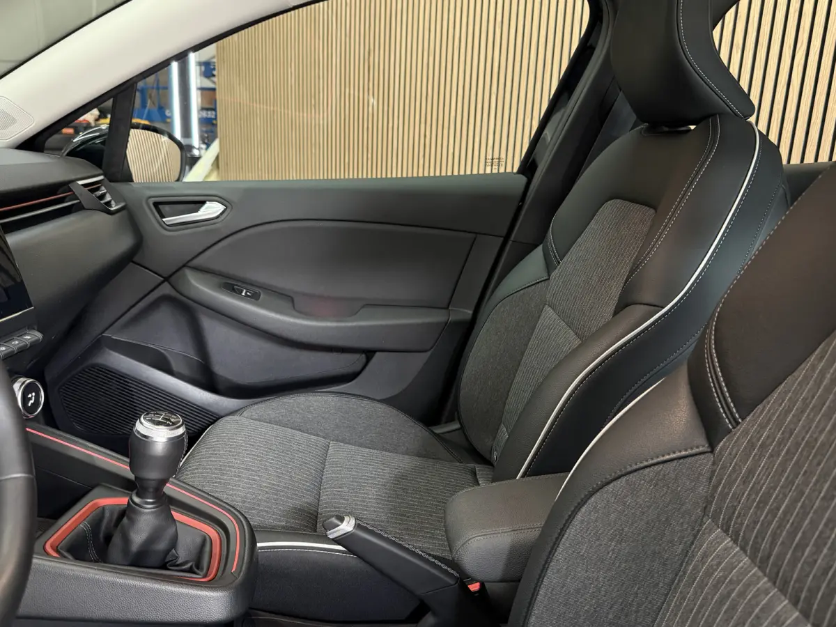 1.0 TCe 100 pk Intens | Groot Navi | 360 | Stoel & Stuur verwarming | Carplay | 100% Dealer onderhouden!