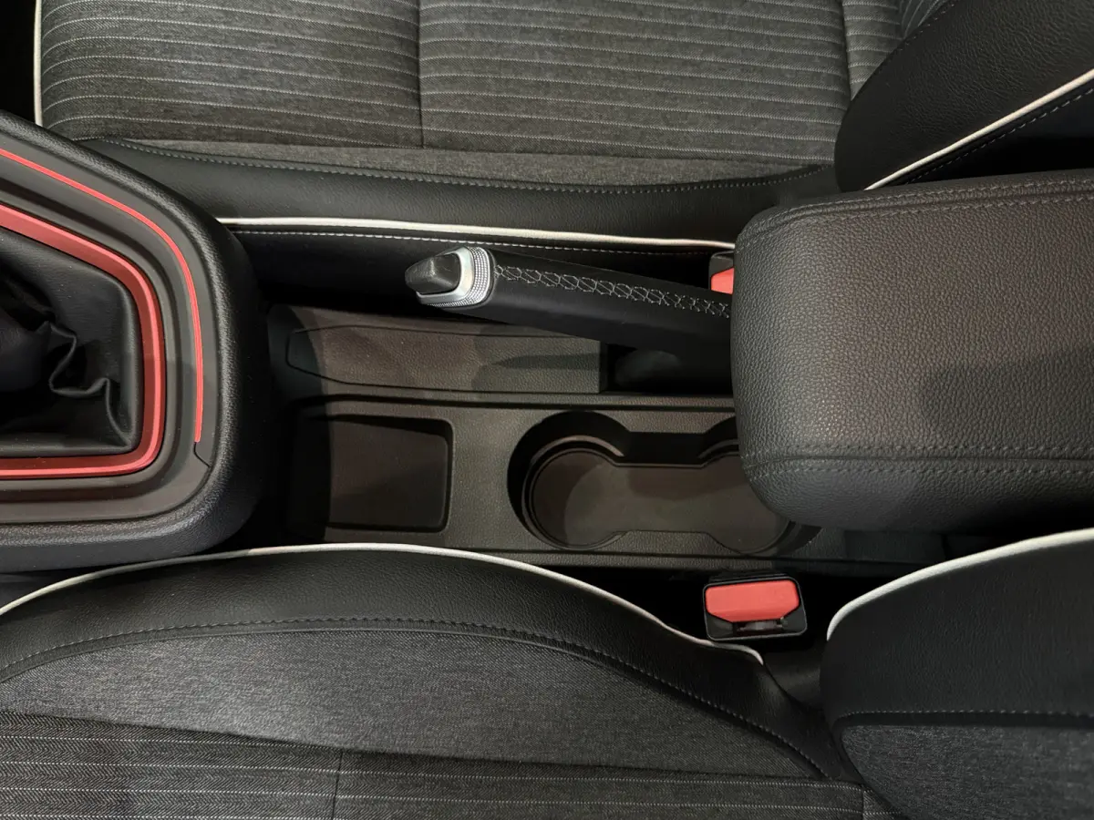 1.0 TCe 100 pk Intens | Groot Navi | 360 | Stoel & Stuur verwarming | Carplay | 100% Dealer onderhouden!