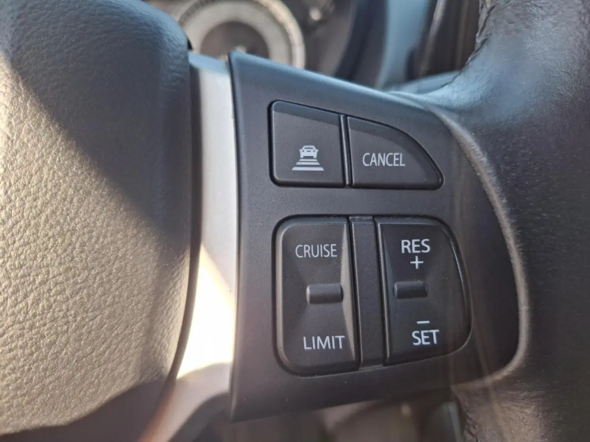 1.4 Boosterjet Select Smart Hybrid Camera Navi-Carplay