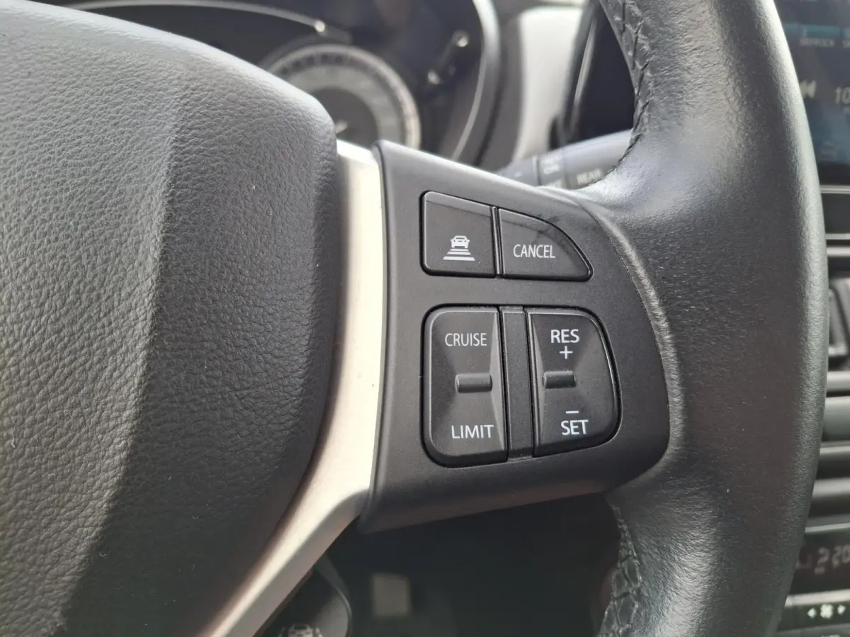1.4 Boosterjet Select Smart Hybrid Camera Navi-Carplay
