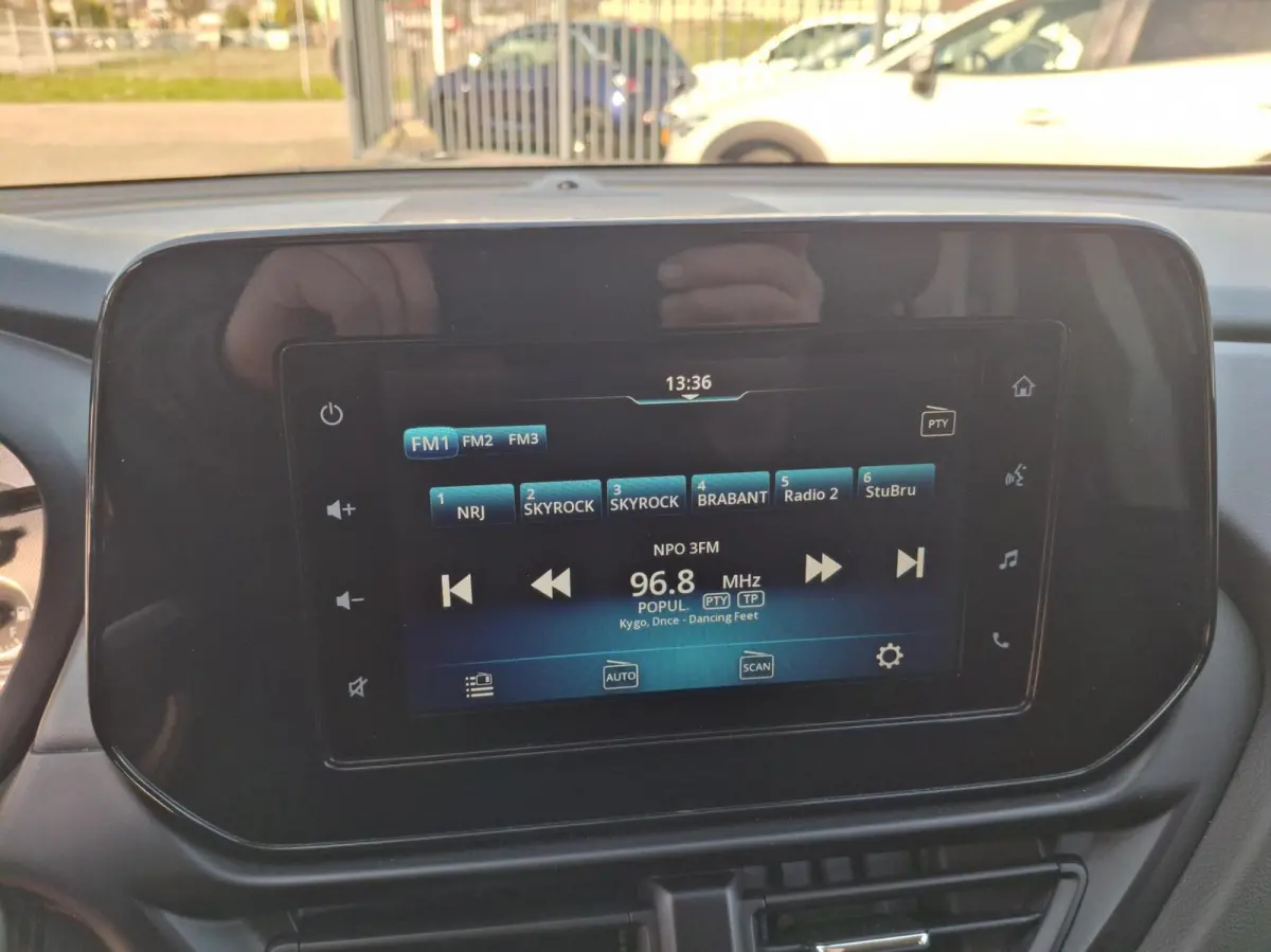 1.4 Boosterjet Select Smart Hybrid Camera Navi-Carplay