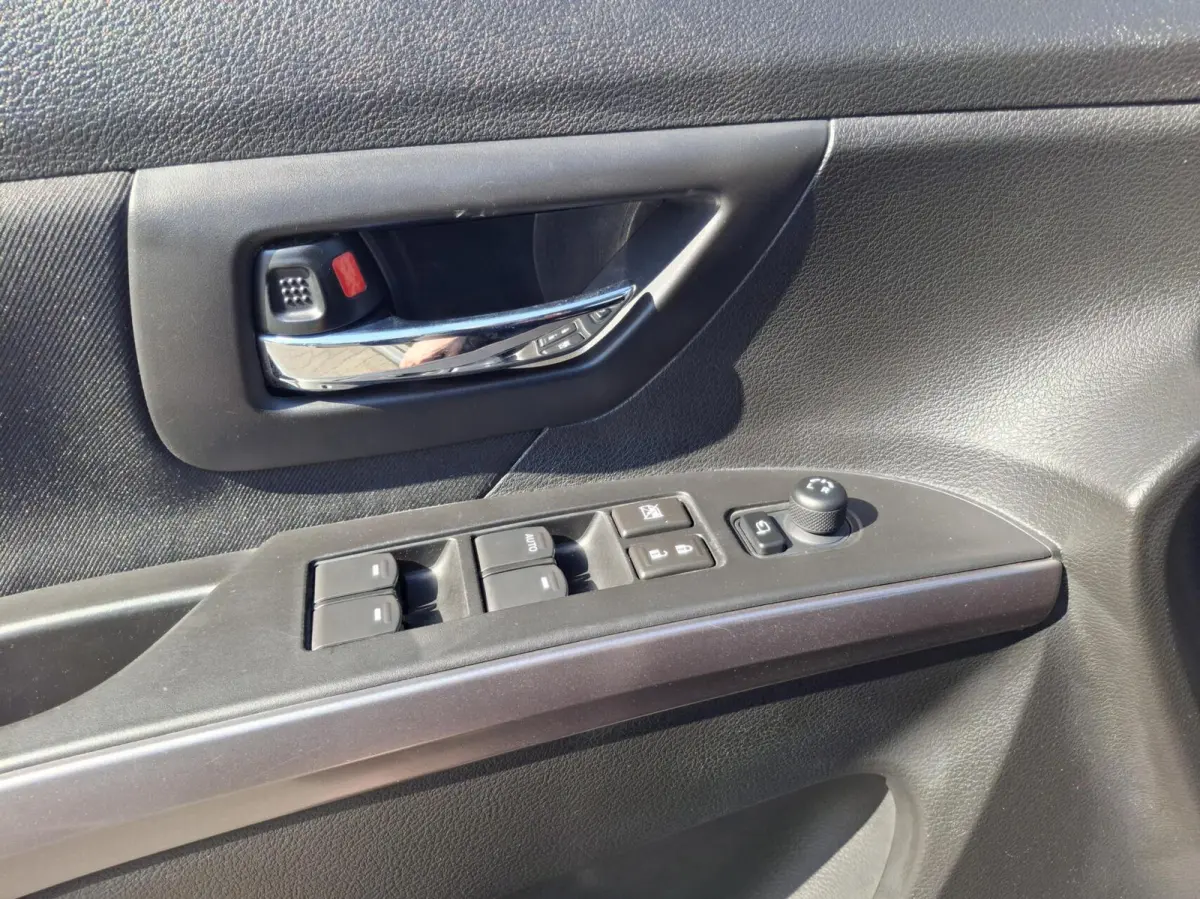 1.4 Boosterjet Select Smart Hybrid Camera Navi-Carplay